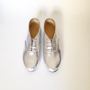 Golden Ponies Pony Oxford Basic Silver Shoes